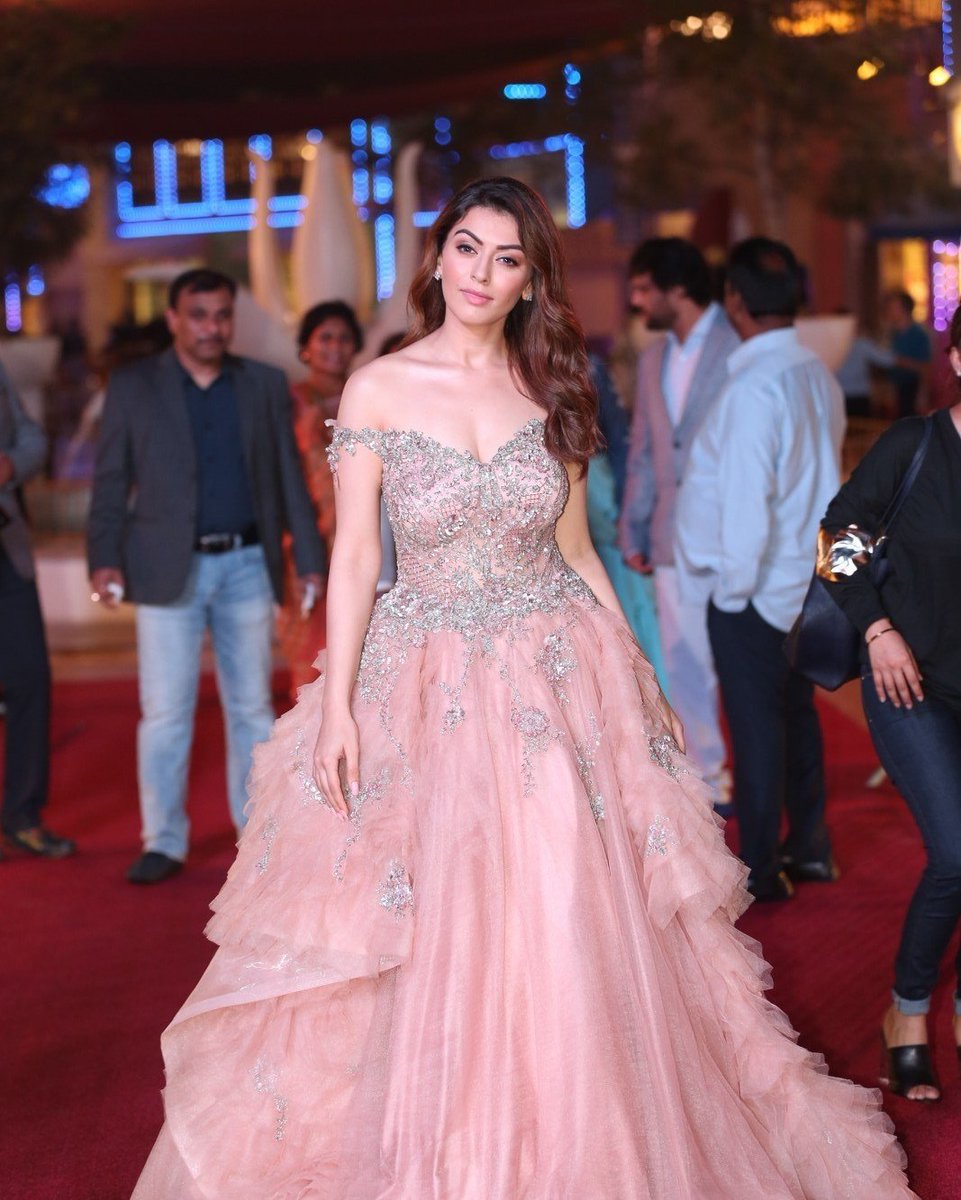 Tollywood Actress Hansika Motwani Stills at Siima Awards5